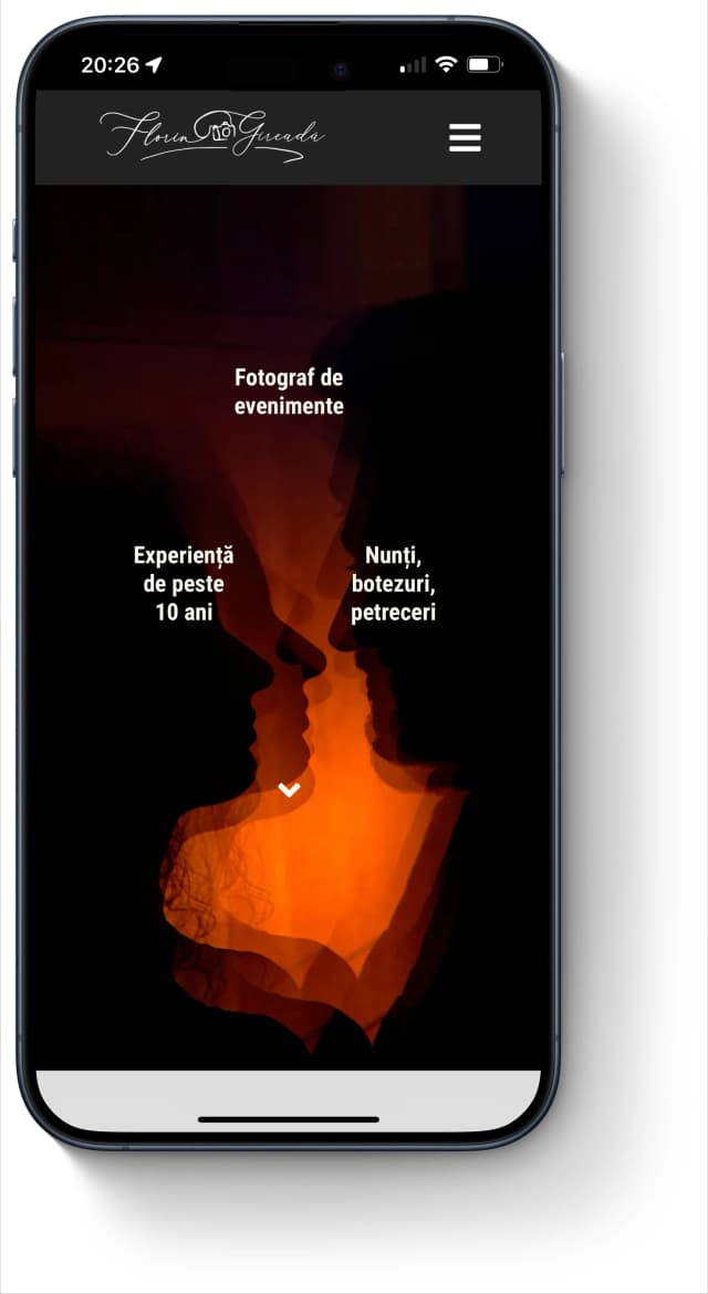 Phone cu un website de fotografie pe ecran